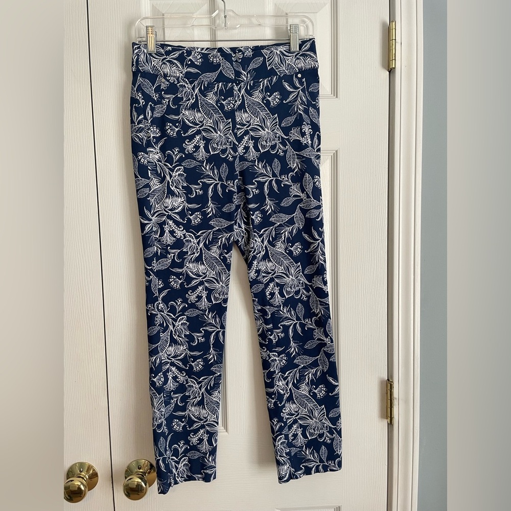 Rafaella Navy and White Floral women’s pants